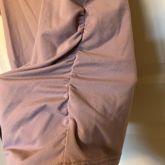 Columbia Sleeveless Top in L - dusty rose colour - Picture 3 of 3